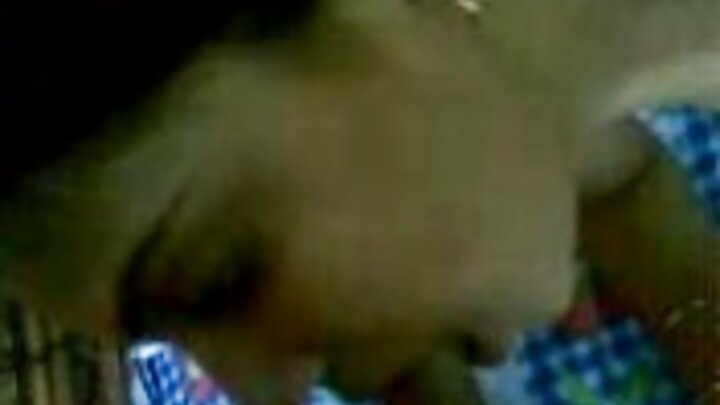 Mwanafunzi wa Urusi hakumruhusu mpenzi wake kulala vya kutosha kwa sababu anataka ngono ya mkundu.