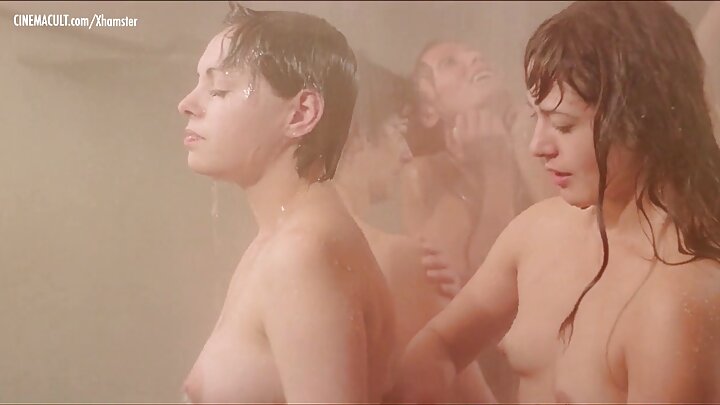 Kaka yangu wa kambo aliniandaa kwa miadi na mwanaume mpya (labda sitaenda, sihitaji mwanaume tena).