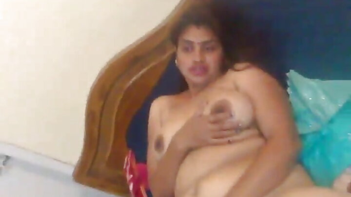 Sikuweza kusubiri mtoto huyo amalize kugongwa na mumewe, kwa hivyo nilimsukuma