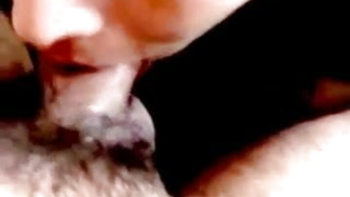 Yote yamekamilika, bosi! Mtongoze haraka kisha twende, mume wangu yuko hapa kunichukua.