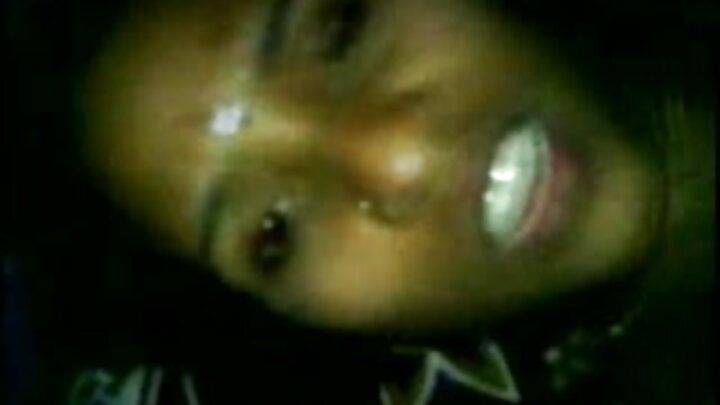 Nilimpa mke wangu wanaume wawili kwa ajili ya kumbukumbu yake ya kuzaliwa.