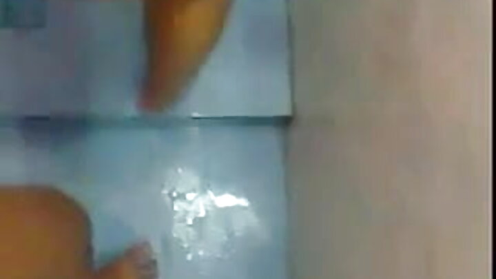 Natasha mwenye umri wa miaka kumi na tisa kutoka mkundu wa Urusi hakuwa tayari kwa Woodman.