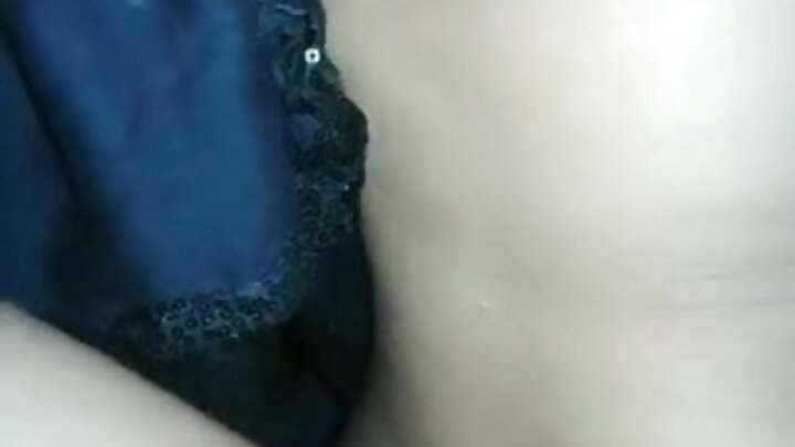 Mtu mmoja mjanja alianza kutumia vidonge vya nguvu na hakuweza kumpinga binti yake mdogo wa kambo