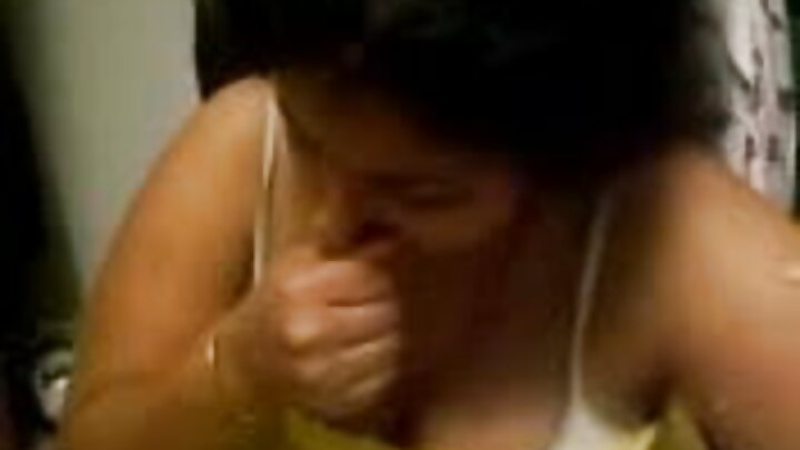 Dada wanene walimtongoza mpenzi wao na kumfukuza chumbani.