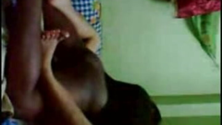 Wakati wa upigaji wake, Woodman alimjeruhi mjakazi wa maziwa wa Kifaransa (na alitaka kumkojolea kwenye baridi).