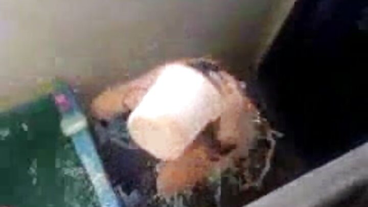 Mwafrika alionyesha jinsi wanavyofanya mambo mabaya kwenye visiwa anakotoka