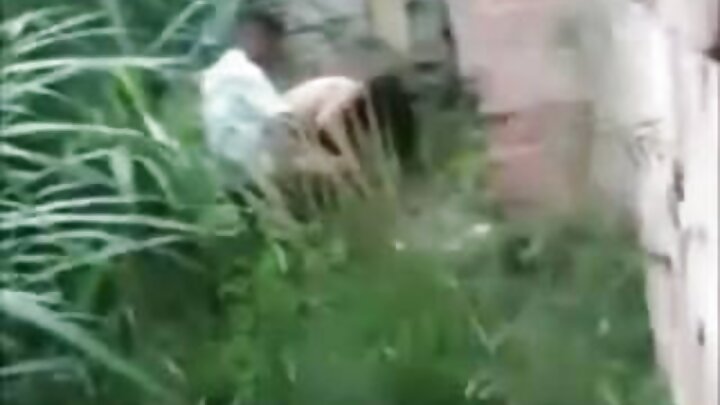 Mlatino Gia atatoa kafara yoyote kwa ajili ya ngono kali ya mkundu.